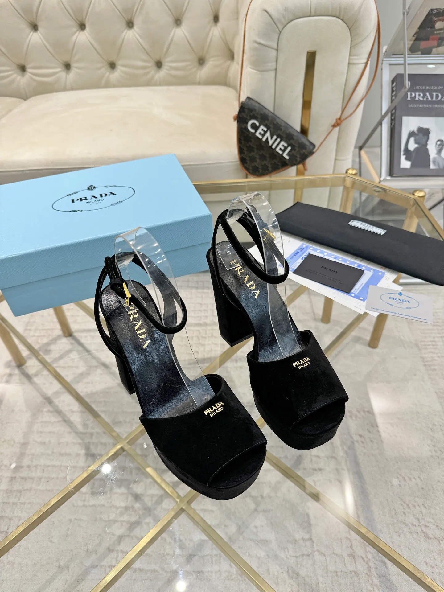 👟👟Ex-factory price 600👟👟 (imitation leather bottom-20) New arrival 👉Ready stock👈Remove the original board and make a 1:1 replica‼ ️The highest version ✅ Prada's early spring catwalk hot style 😘The latest spring style thick square toe water platform series (genuine leather outsole), (simulated leather sole) goddess must-have for super beautiful feet 👉The upper is made of imported original calfskin, soft and textured, lining + foot pads, imported sheepskin lining, breathable and comfortable, private model water platform, heel, water platform 3.5M, heel height 12M Code number 35M-39M (34 40 41 42 43 is custom-made and cannot be returned or exchanged)
